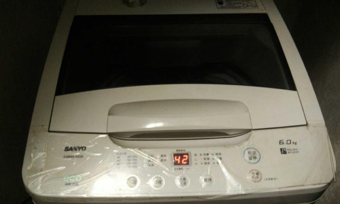 奥克斯洗衣机E4故障解决方法（了解奥克斯洗衣机E4故障原因）