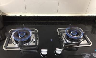 如何判断燃气灶是否漏气？简单可靠的方法帮你安全使用燃气灶