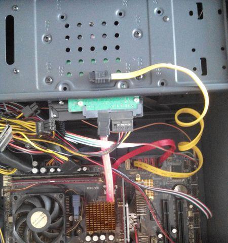 显示器里螺丝掉落了怎么办？如何安全取出？