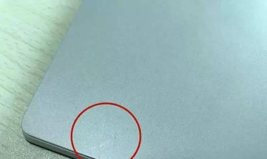 笔记本电脑旁边划痕怎么办？如何快速修复？