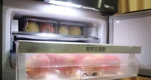 手机放在冰箱里降温会损坏吗？正确降温方法是什么？