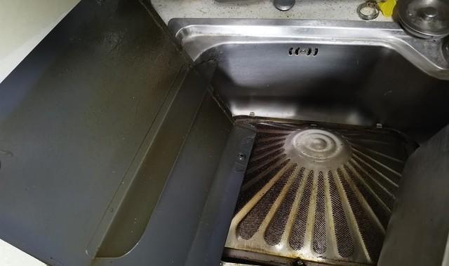 油烟机开关油垢如何清洗？有效清洗方法有哪些？