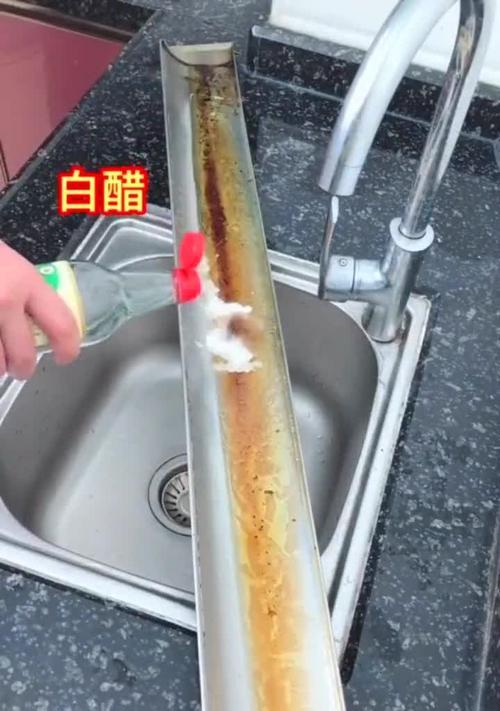 白醋和鸡蛋清洗油烟机的方法是什么？效果如何？