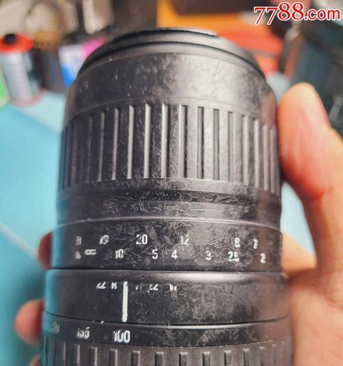 加长焦镜头在相机中的作用是什么？使用加长焦镜头时应注意什么？